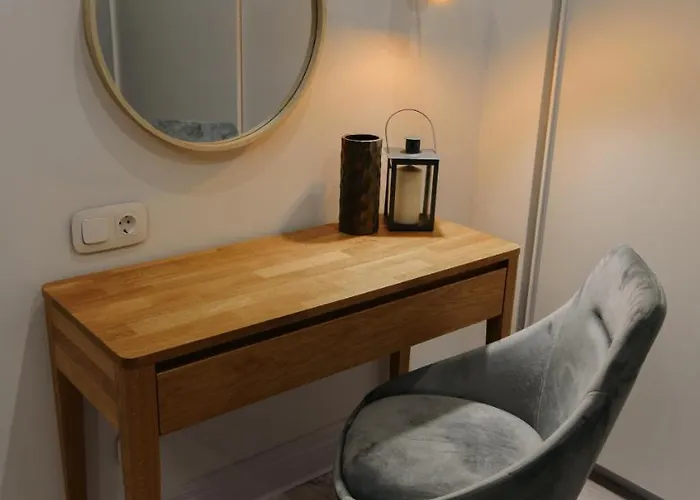 On Mikhalcuk 아파트 *