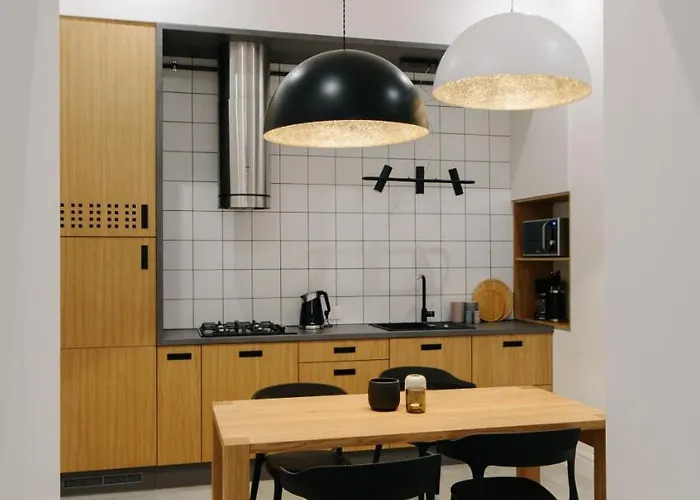 On Mikhalcuk * إلفيف